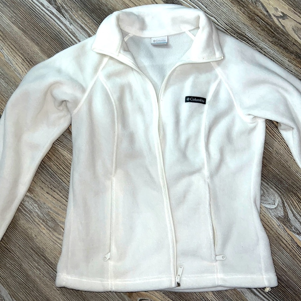 Medium Columbia jacket - white